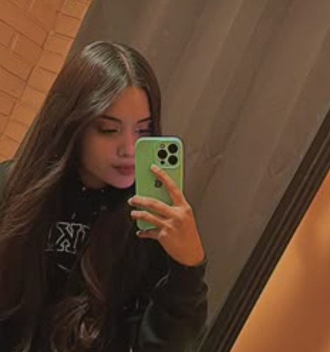 <em>Kayla H.</em>